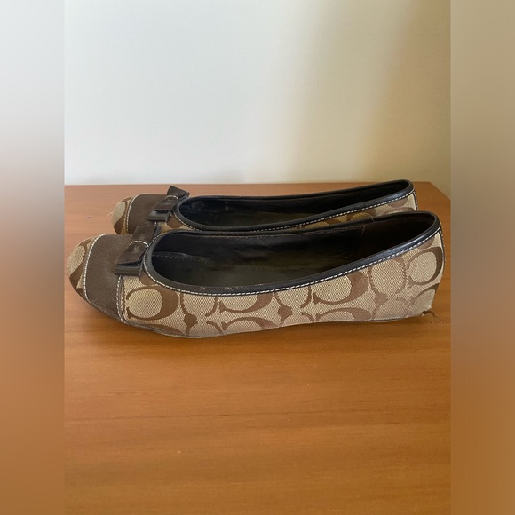 Coach Ballet Flats - Picture 1 of 5